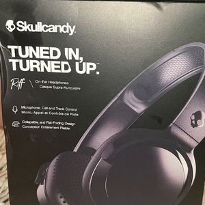 Skullcandy( On Ear Headphones)